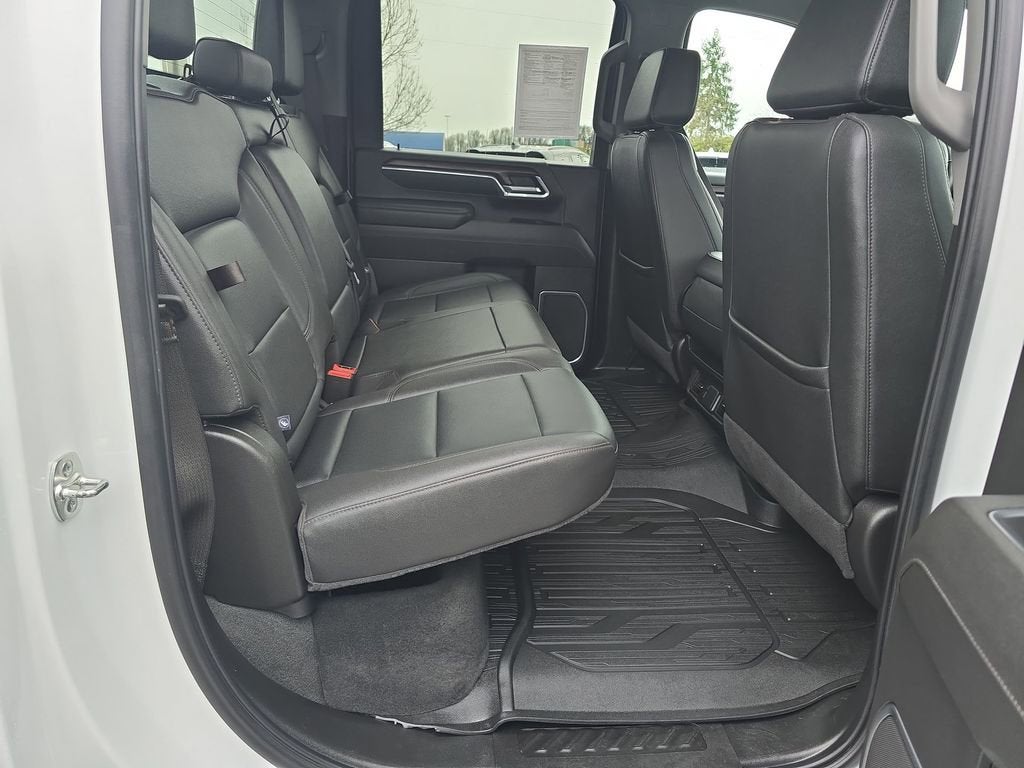 2025 GMC Sierra 3500 HD SLT