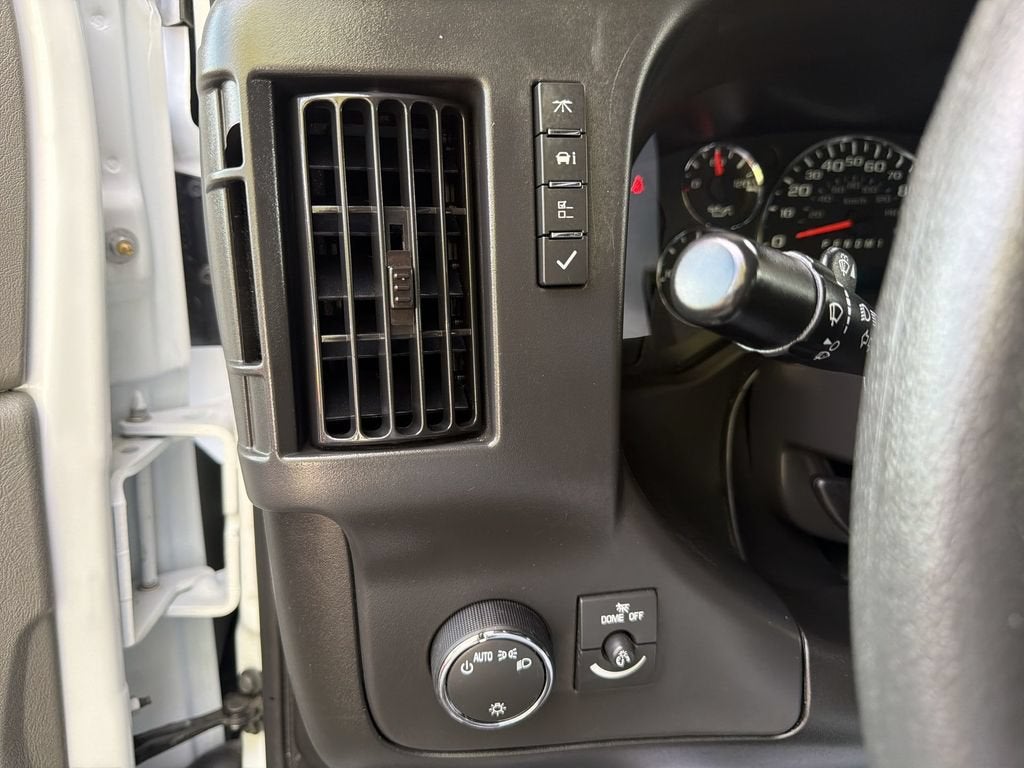 2025 GMC Savana Cargo Work Van