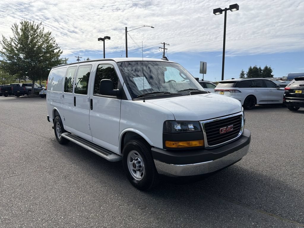 2025 GMC Savana Cargo Work Van