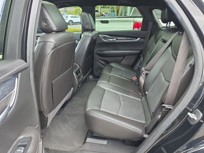 2022 Cadillac XT5 Premium Luxury