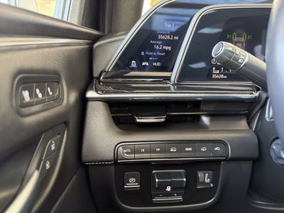 2023 Cadillac Escalade Sport