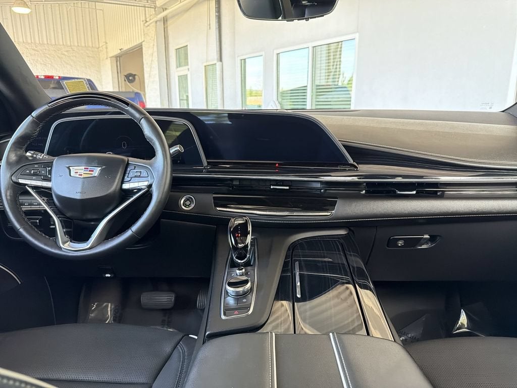 2023 Cadillac Escalade Sport