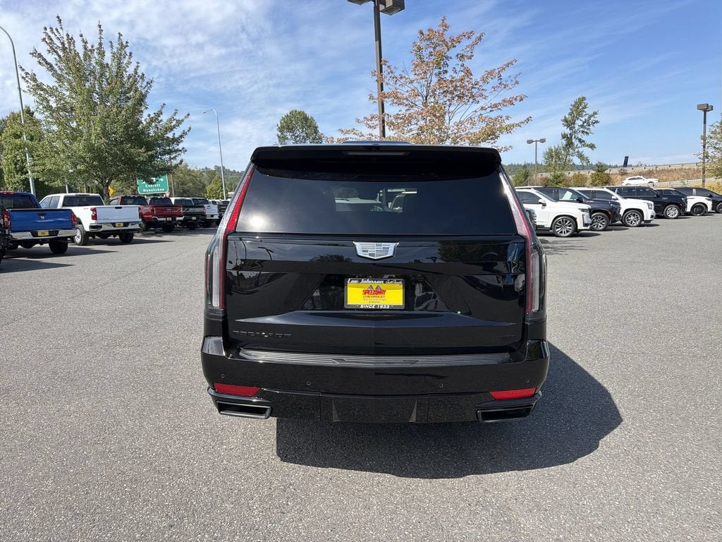 2023 Cadillac Escalade Sport