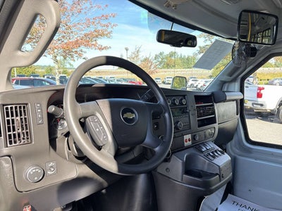 2020 Chevrolet Express Cutaway 4500 4500 Van