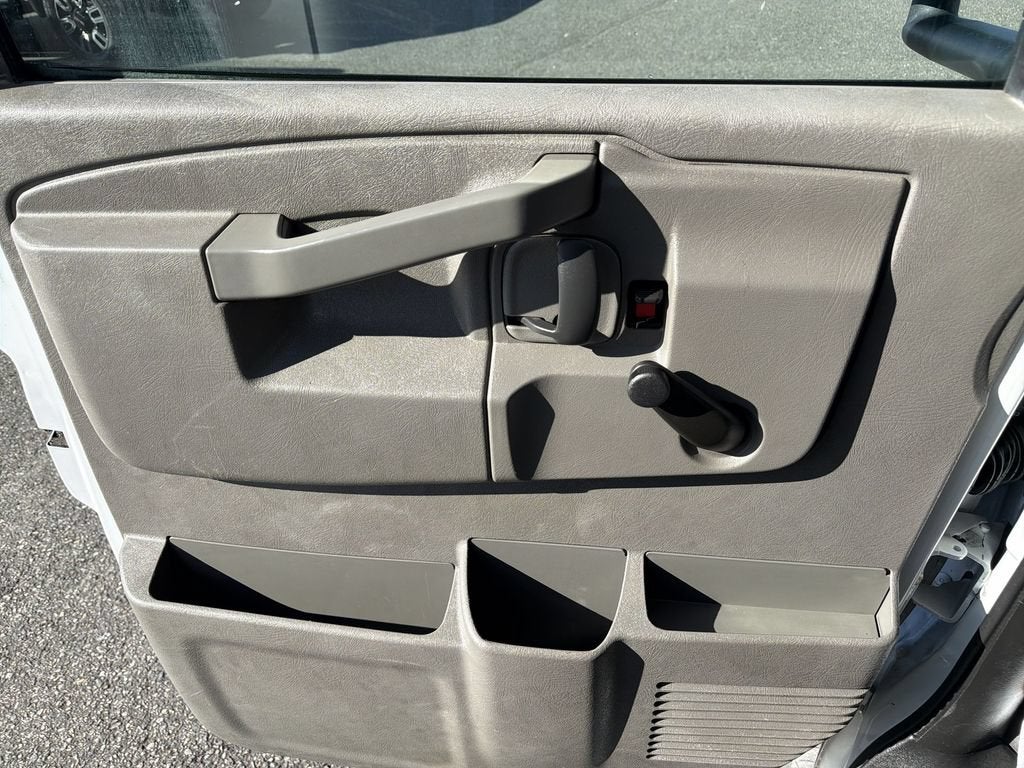 2020 Chevrolet Express Cutaway 4500 4500 Van