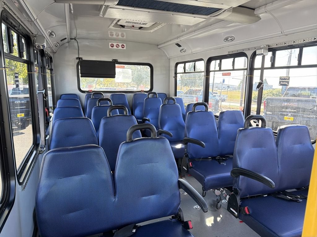 2020 Chevrolet Express Cutaway 4500 4500 Van