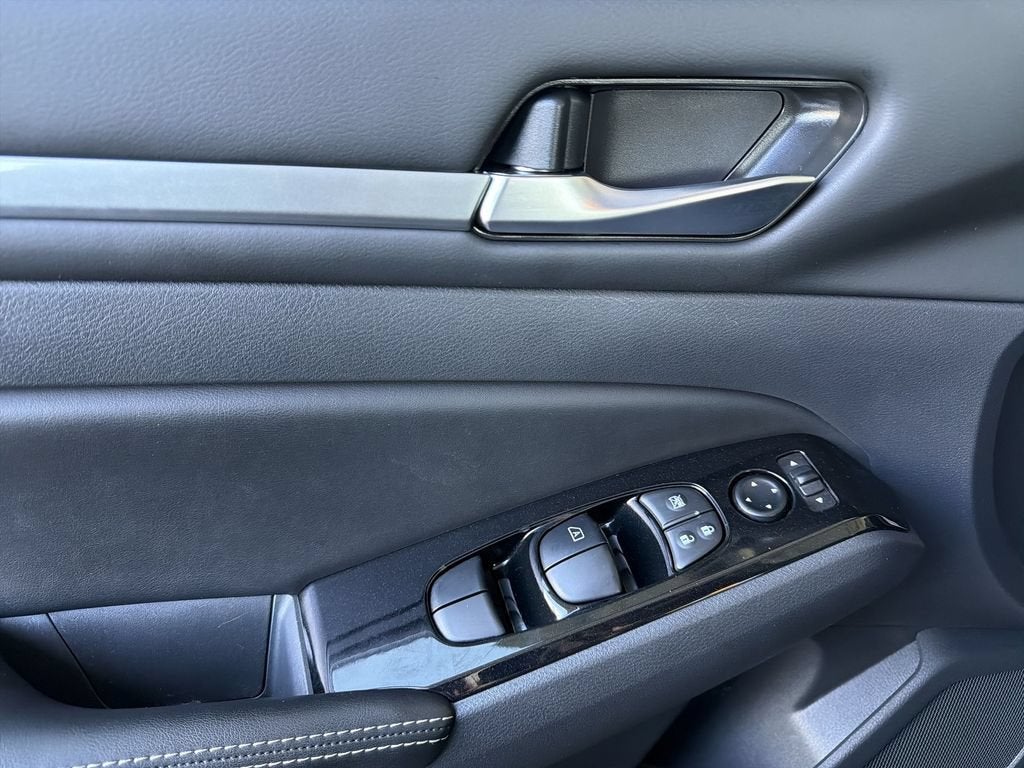 2023 Nissan Altima SV FWD