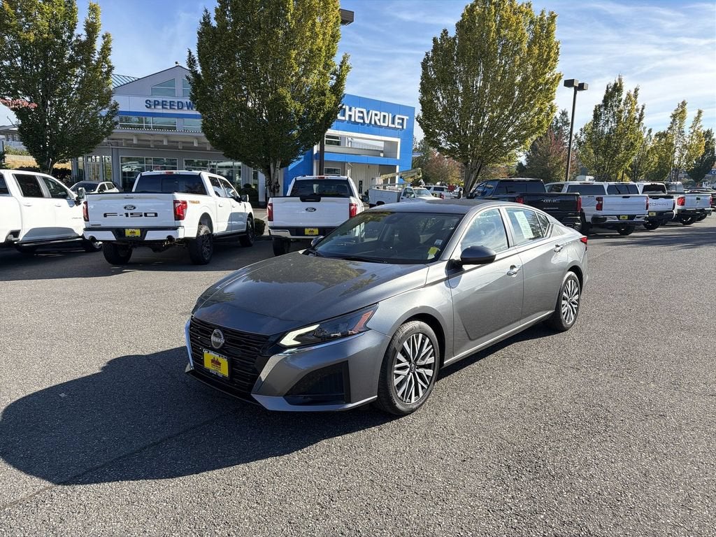 2023 Nissan Altima SV FWD