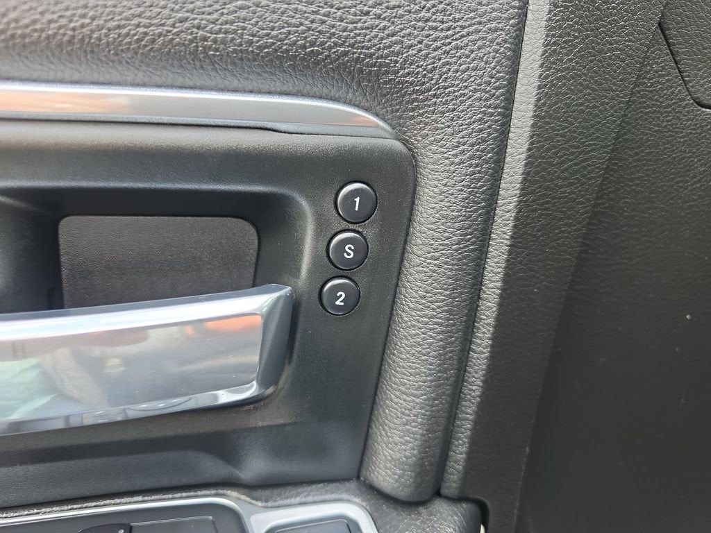 2020 RAM 2500 Laramie Crew Cab 4x4 6'4" Box