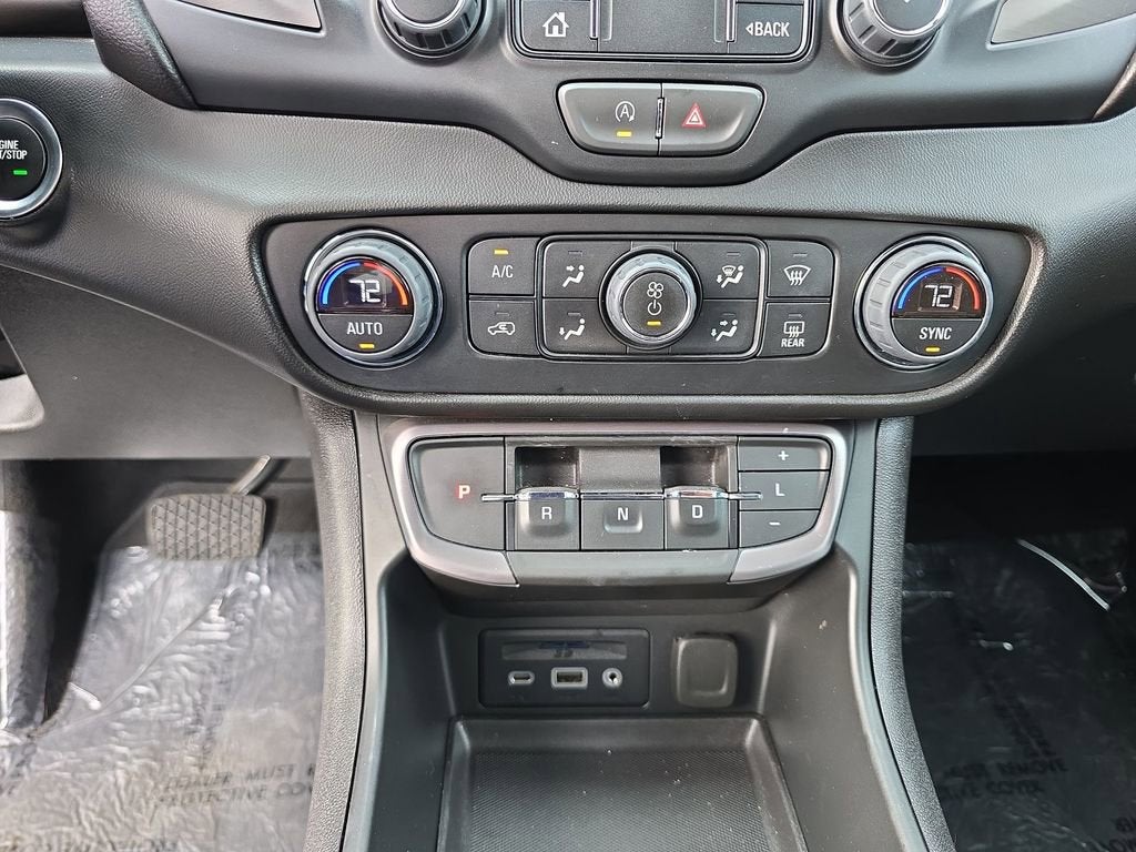 2023 GMC Terrain AT4