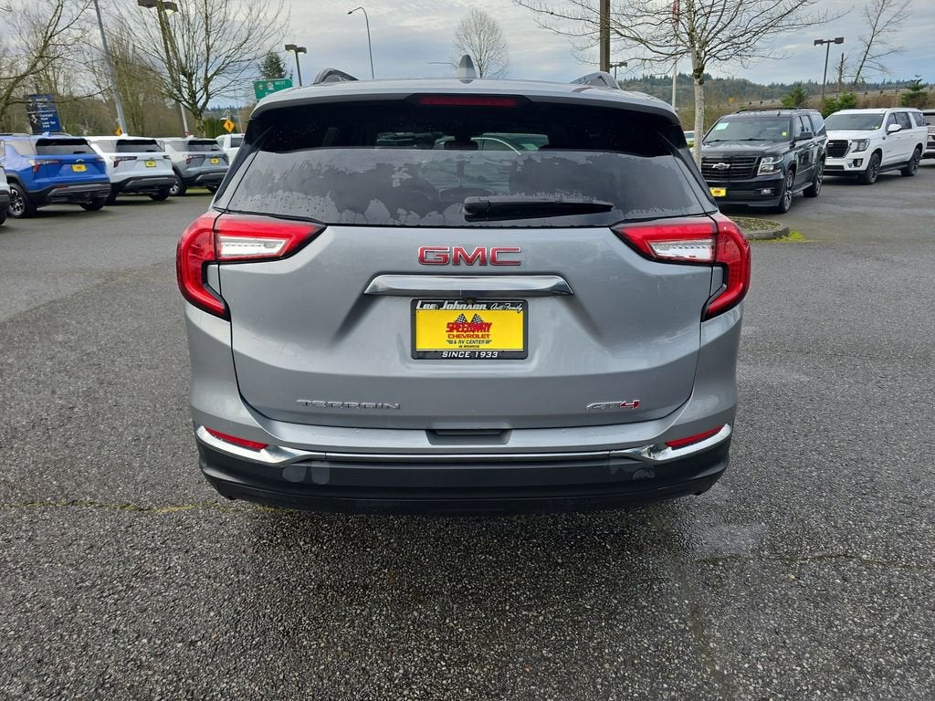 2023 GMC Terrain AT4