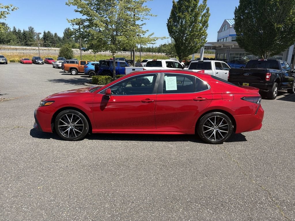 2021 Toyota Camry SE