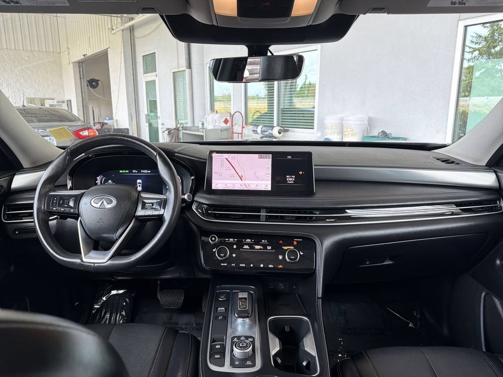 2025 INFINITI QX60 LUXE