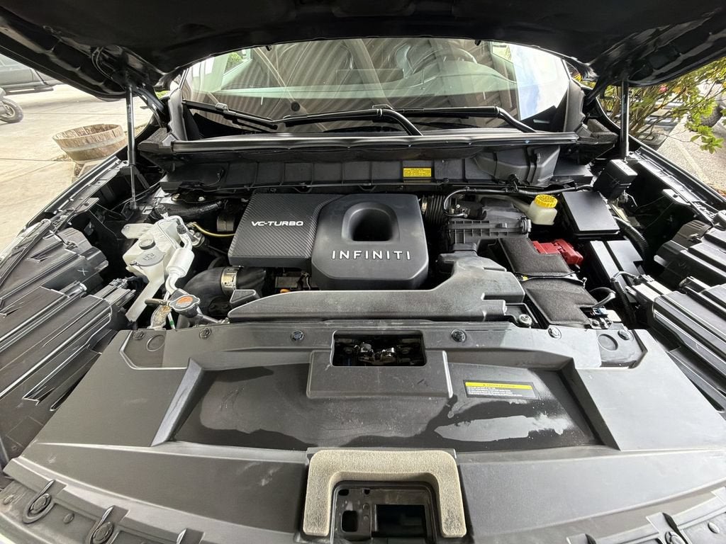 2025 INFINITI QX60 LUXE
