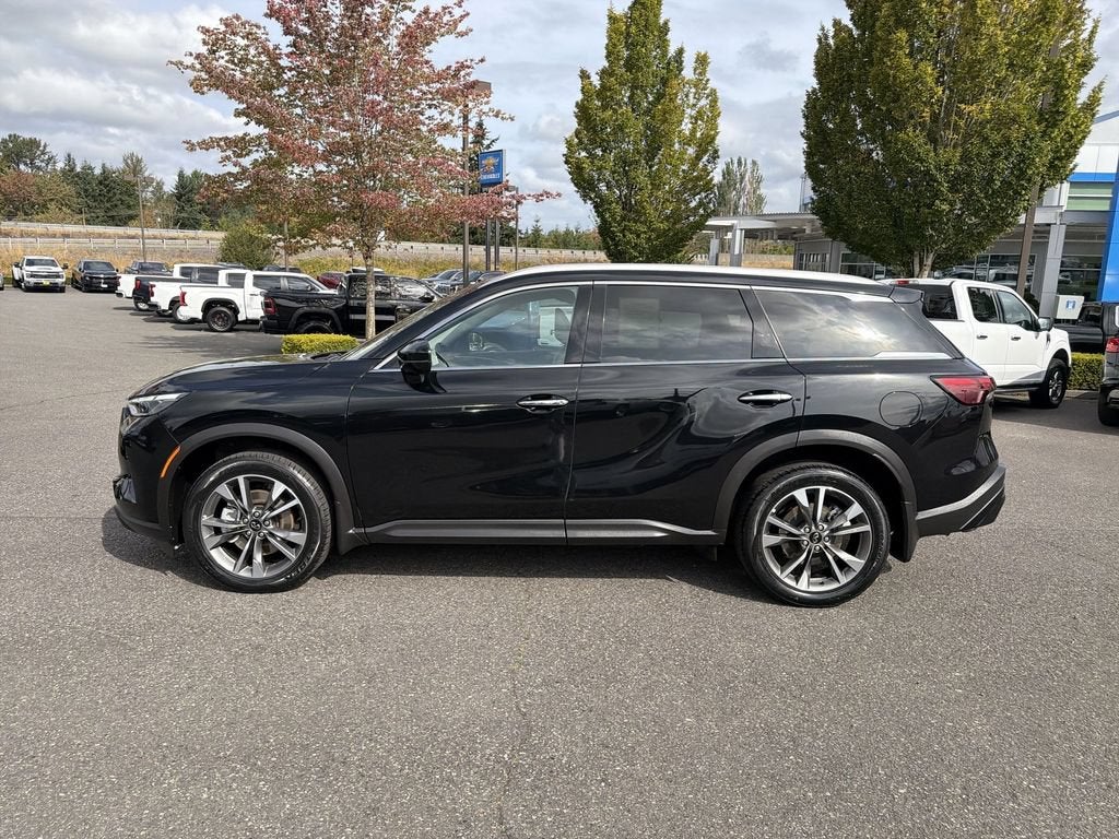 2025 INFINITI QX60 LUXE