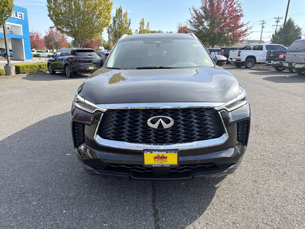 2025 INFINITI QX60 LUXE