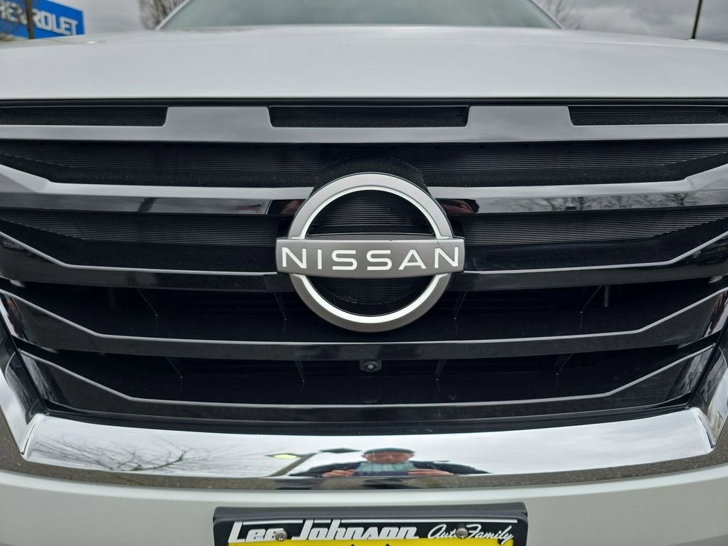 2025 Nissan Pathfinder SL 4WD