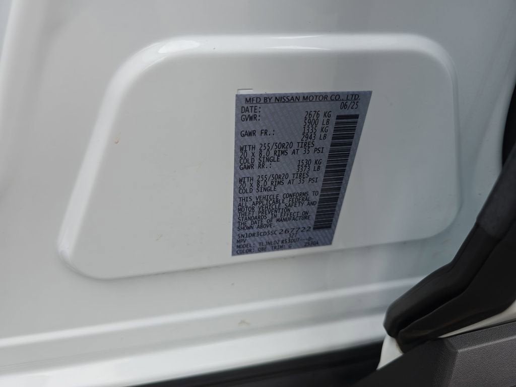 2025 Nissan Pathfinder SL 4WD