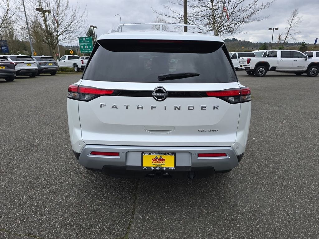 2025 Nissan Pathfinder SL 4WD