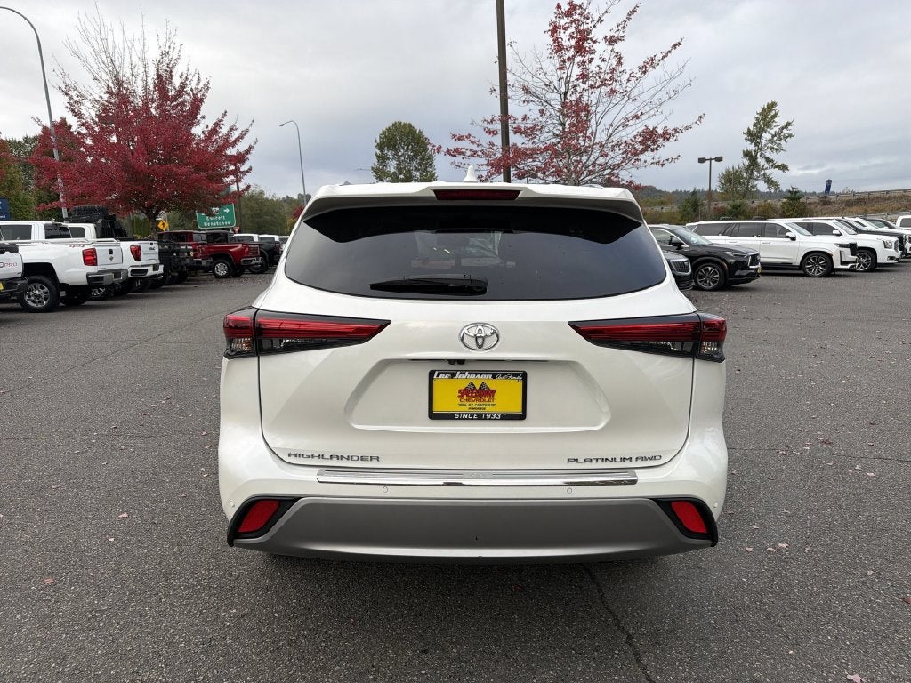 2021 Toyota Highlander Platinum