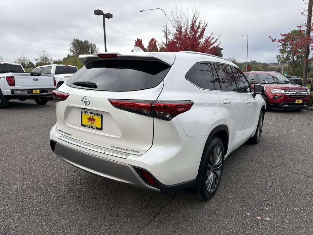 2021 Toyota Highlander Platinum