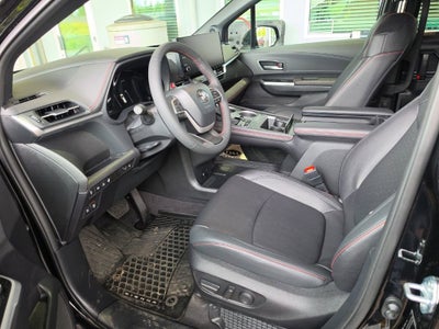 2025 Toyota Sienna LE