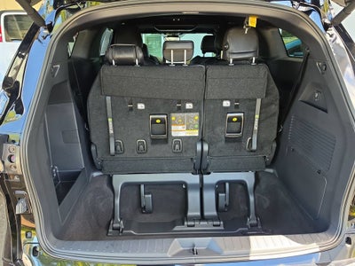 2025 Toyota Sienna LE