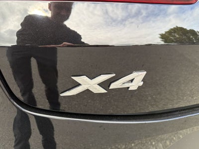 2023 BMW X4 xDrive30i