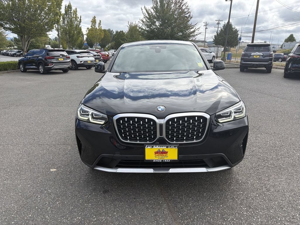 2023 BMW X4 xDrive30i