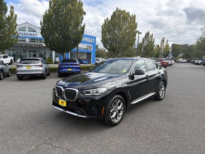 2023 BMW X4 xDrive30i