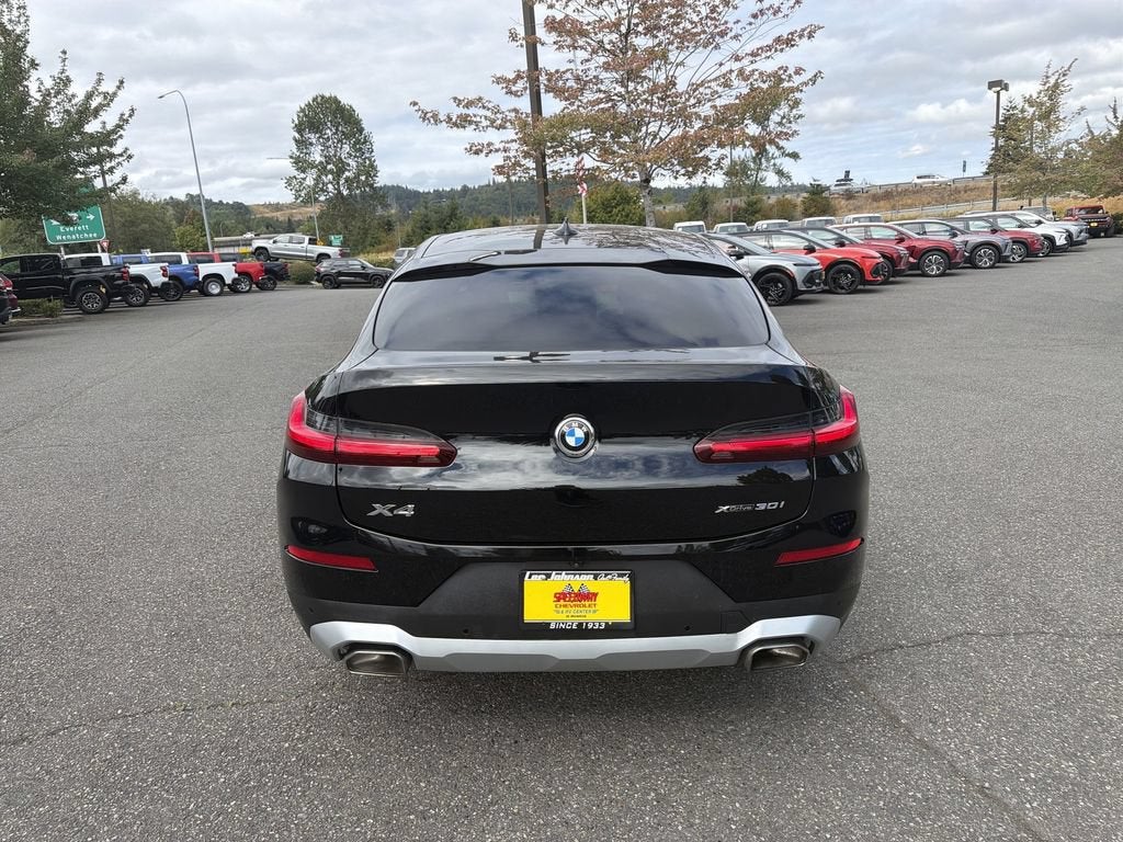 2023 BMW X4 xDrive30i