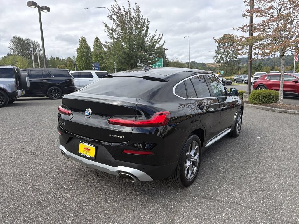 2023 BMW X4 xDrive30i