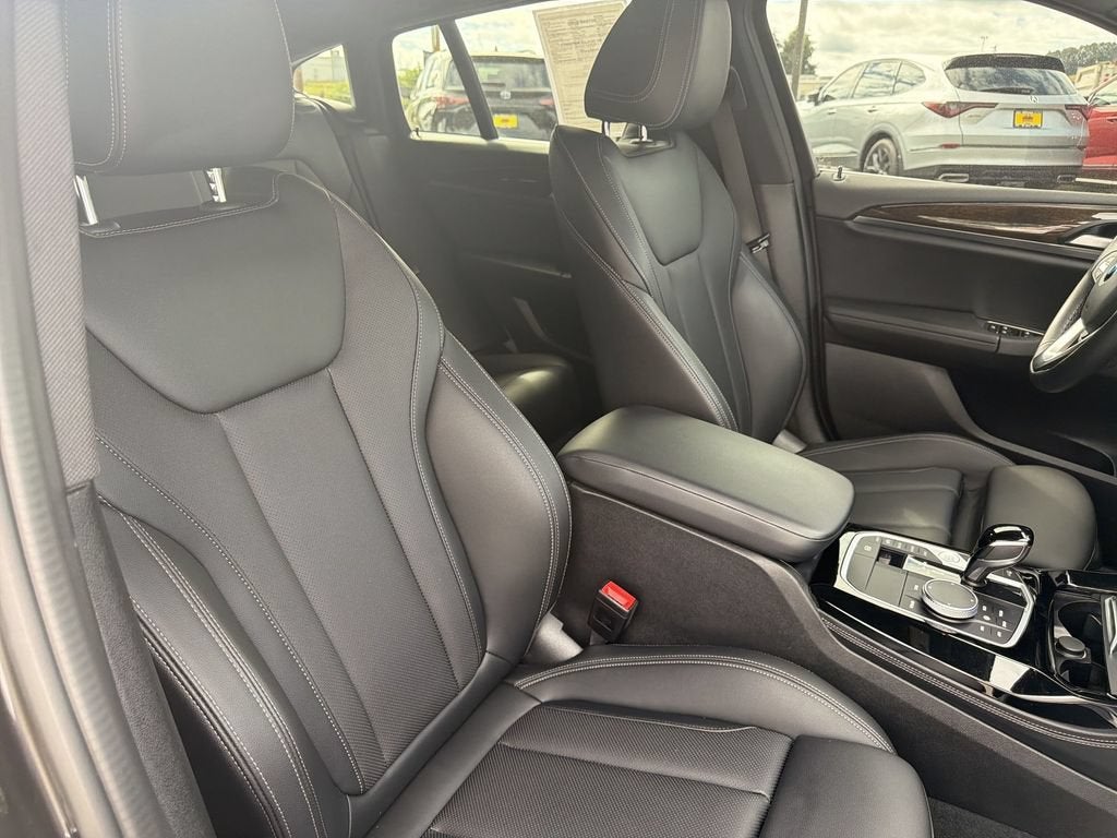 2022 BMW X4 xDrive30i