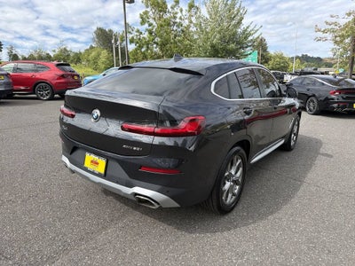 2022 BMW X4 xDrive30i