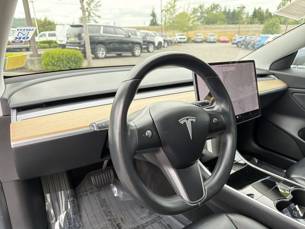 2019 Tesla Model 3 Mid Range