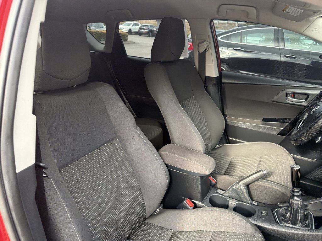 2018 Toyota Corolla iM BASE