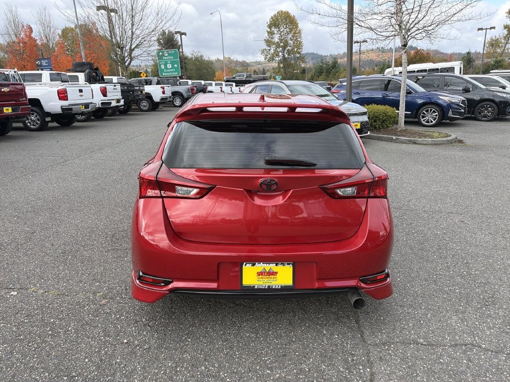 2018 Toyota Corolla iM BASE