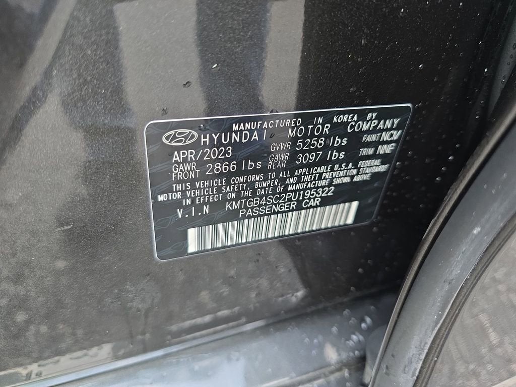 2023 Genesis G80 2.5T