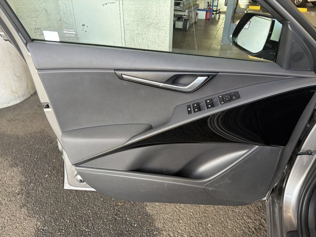 2024 Kia Niro EV Wind