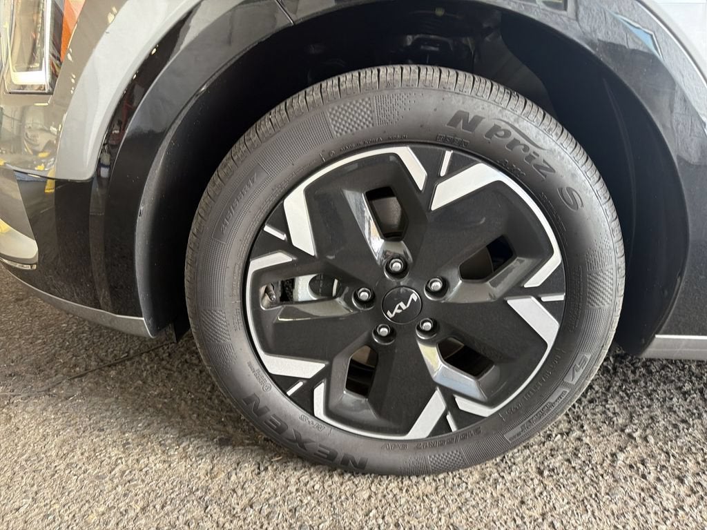 2024 Kia Niro EV Wind