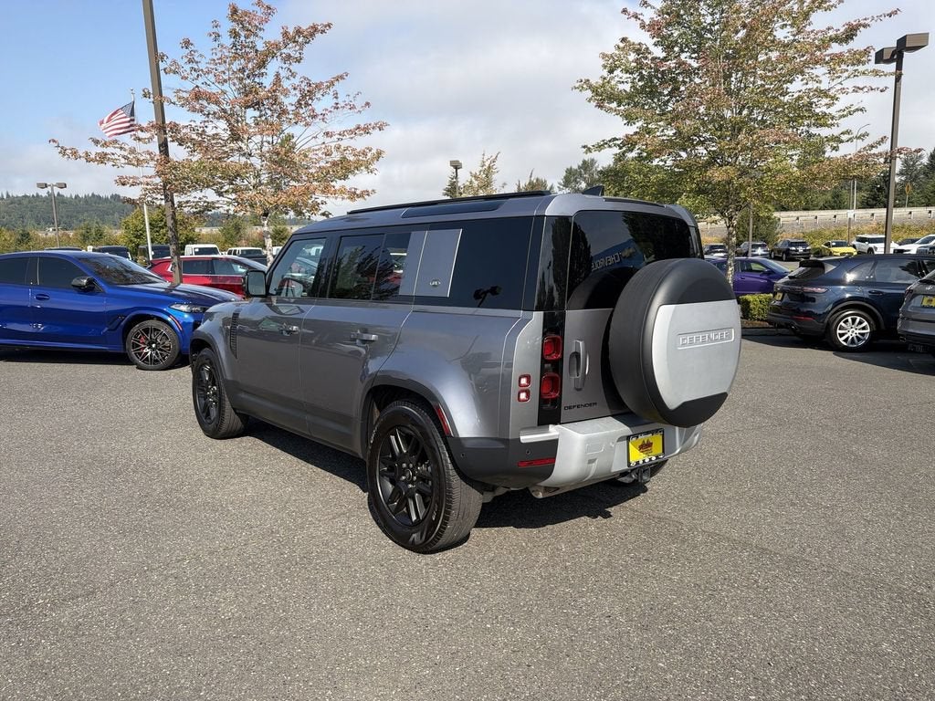 2024 Land Rover Defender 110 P300