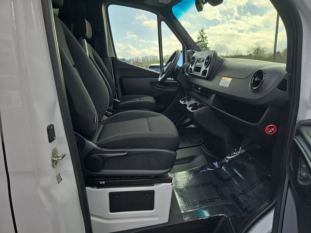 2023 Mercedes-Benz Sprinter 2500 Standard Roof 4-Cyl Gas