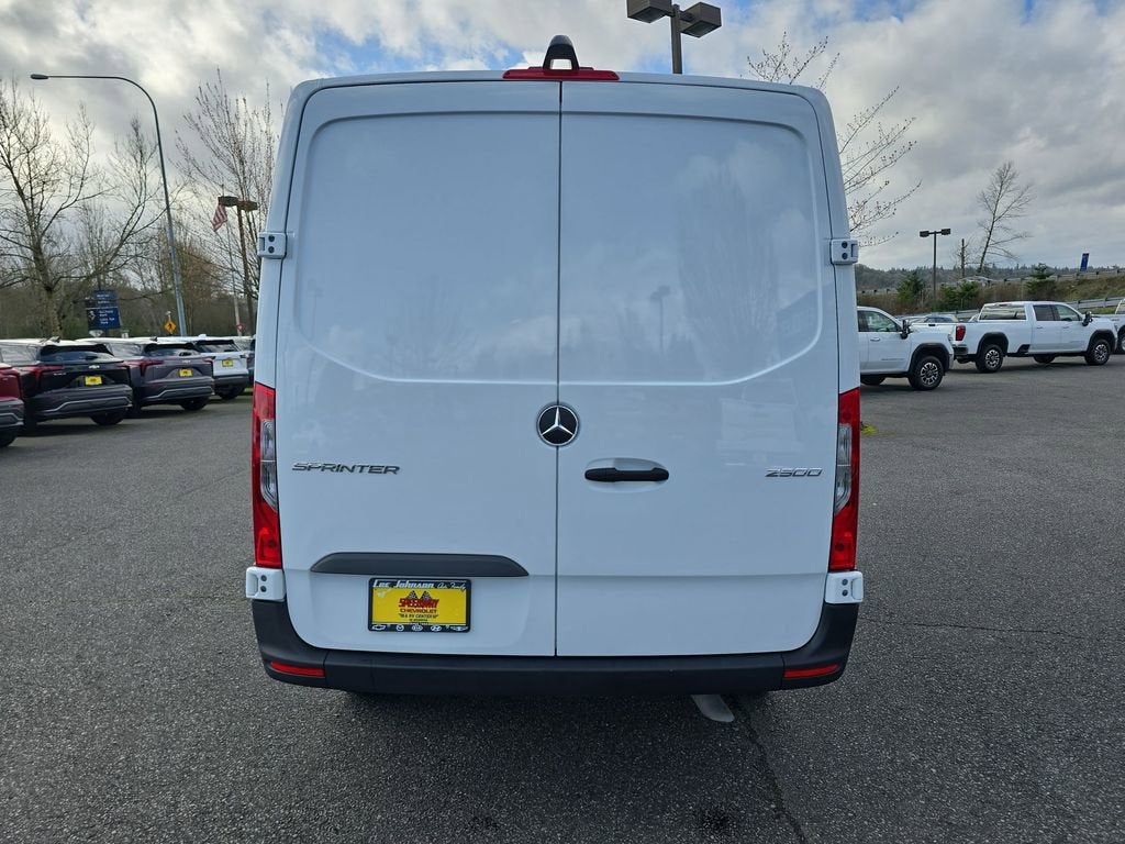 2023 Mercedes-Benz Sprinter 2500 Standard Roof 4-Cyl Gas