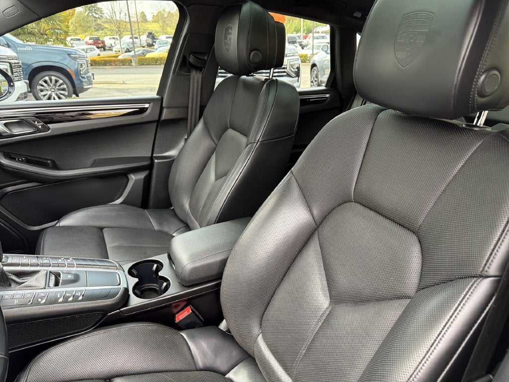 2021 Porsche Macan NA