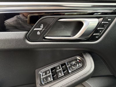 2021 Porsche Macan NA