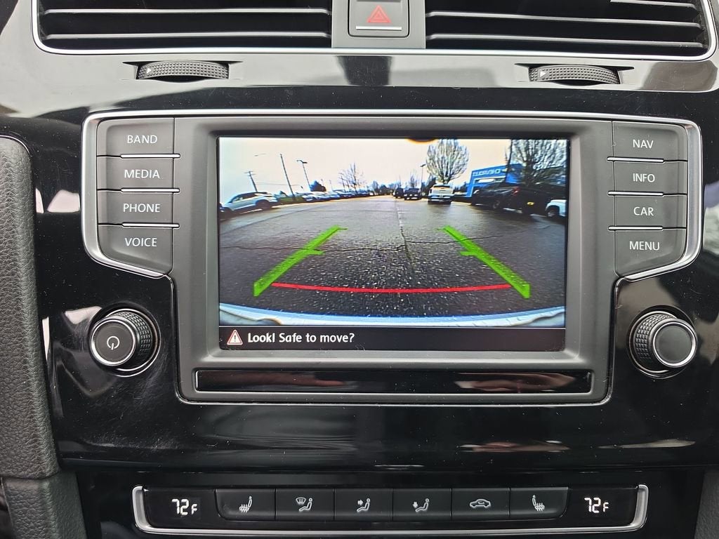 2016 Volkswagen Golf R 4-Door