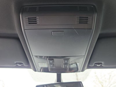 2016 Volkswagen Golf R 4-Door