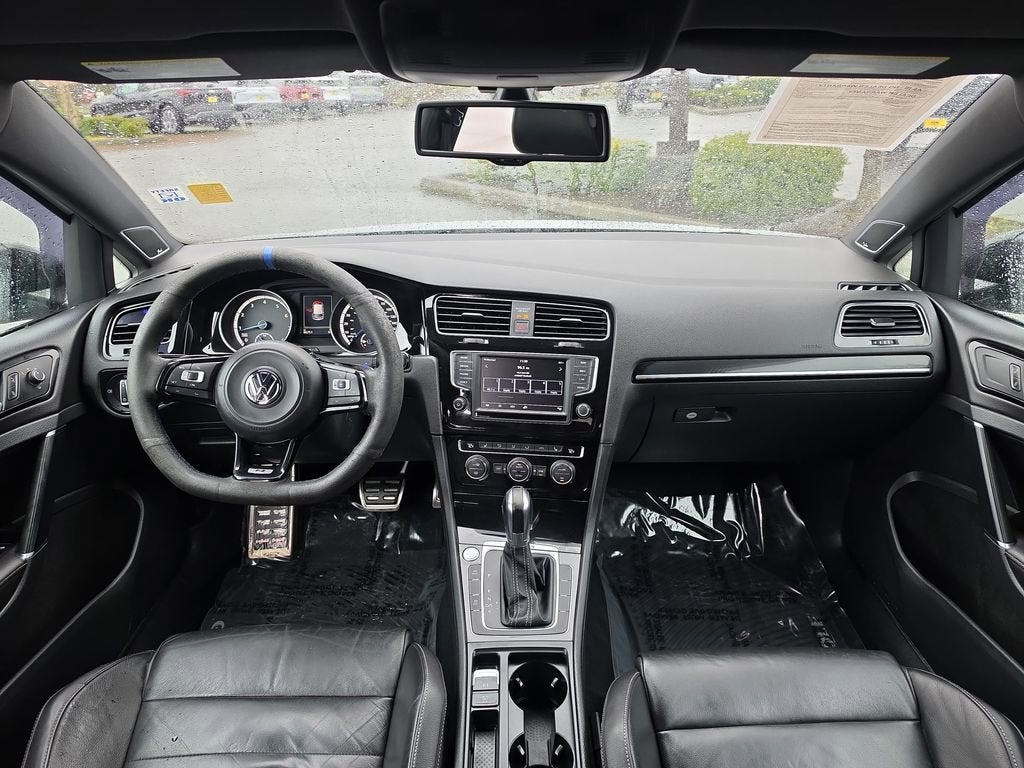 2016 Volkswagen Golf R 4-Door