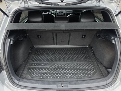 2016 Volkswagen Golf R 4-Door