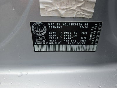 2016 Volkswagen Golf R 4-Door